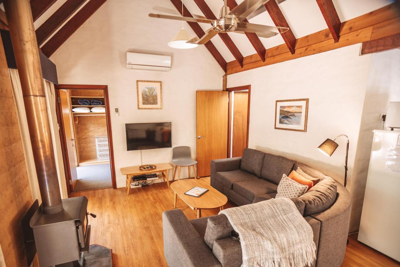 Bussells Bushland Cottages Маргарет-Ривер Экстерьер фото