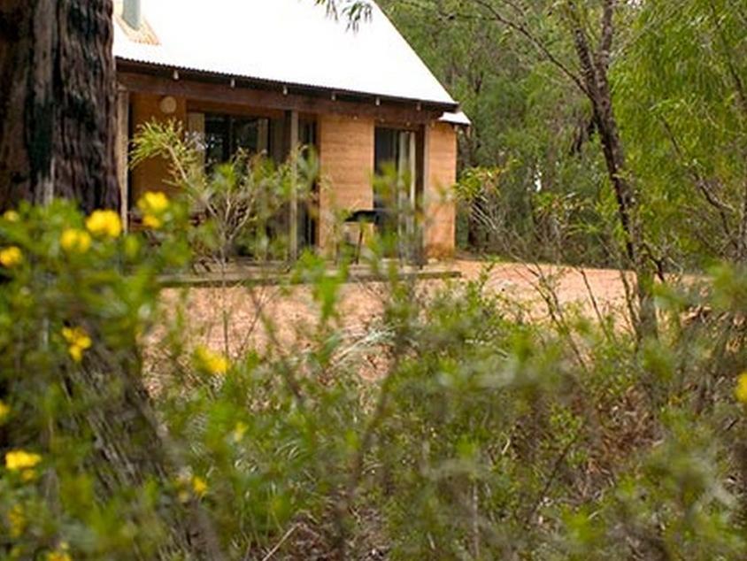Bussells Bushland Cottages Маргарет-Ривер Экстерьер фото