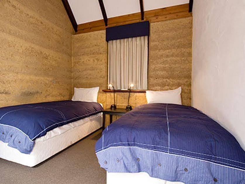 Bussells Bushland Cottages Маргарет-Ривер Экстерьер фото